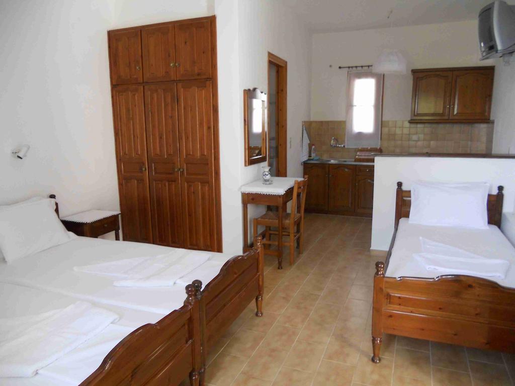 Casper'S Studios Писо-Ливади Номер фото